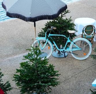 Sanary-sur-Mer Hotel | O Petit Monde