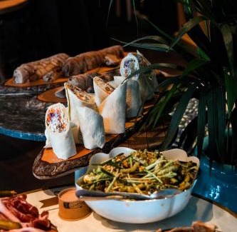 Sanary-sur-Mer Hotel | O Petit Monde