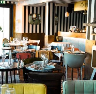 Sanary-sur-Mer Hotel | O Petit Monde