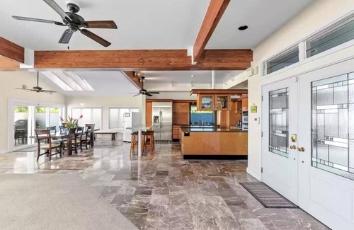 Makaha House | OAHU HAWAII OCEANFRONT HOME with POOL and BEAUTIFUL SUNSETS, WEST SIDE of ISLAND