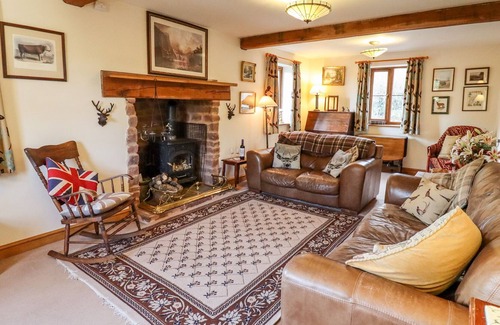 Longhope Cottage | OAK BANK COTTAGE, pet friendly, with open fire in Longhope