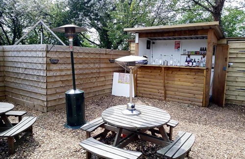 Eye Other | Oak Lodge Retreat - Glamping 3