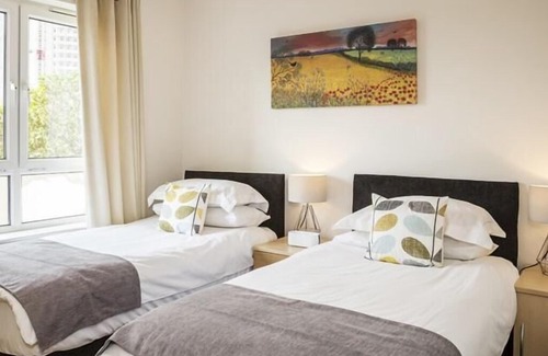 Woking Apartment | Oakdale at Centrium 01