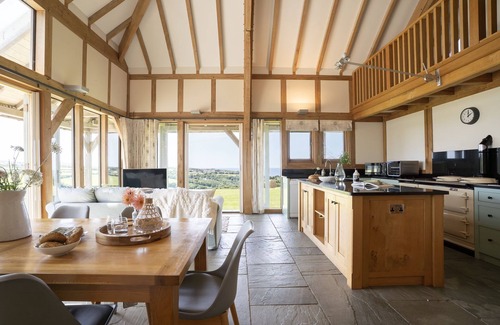 Saint Gennys House | Oakfield - a price managed that sleeps 6 guests in 3 bedrooms