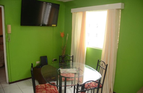 Constant Spring Apartment | Oakland Apartments