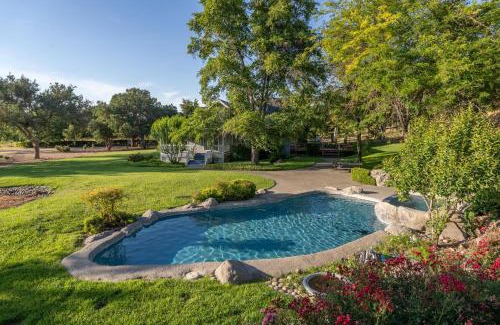 Paso Robles House | Oaks and Roses Ranch