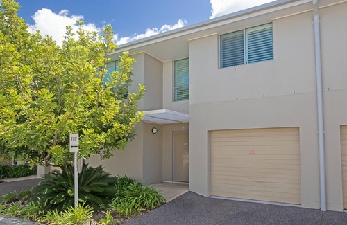 Salamander Bay Apartment | Oaks Pacific Blue, 516/265 Sandy Point Road- private pool, aircon, WIFI