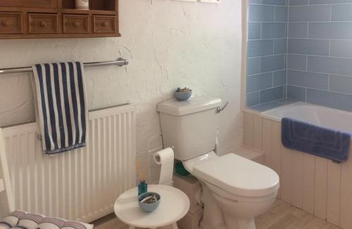 Yelland House | Oaktree Cottage