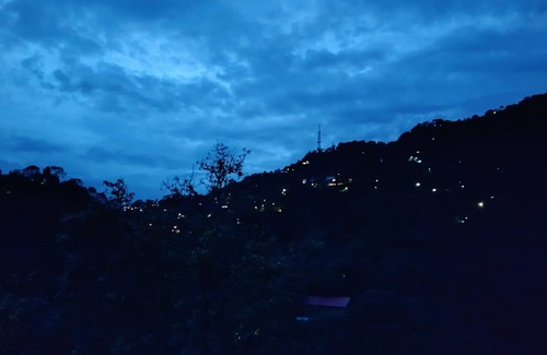 Landour House | Oakwood 303 - Elegant Private Room With Balcony at Landour, Mussoorie