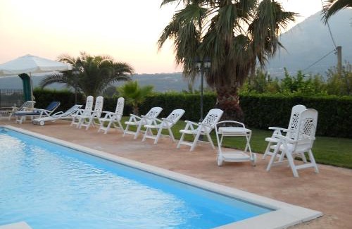 Giffoni sei Casali Bed & Breakfast | Oasi Verde