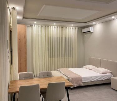 Mbrostar-Urë Apartment | Oasis