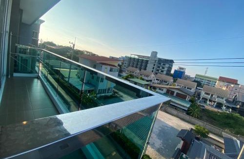 Saen Suk Apartment | Oasis at The BluX, Bangsaen beach