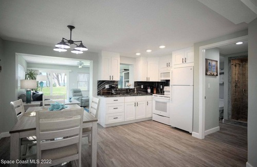 The Pines House | Oasis Incredible River Front/Ocean Retreat