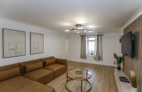 Cupar Apartment | Oasis Retreat Hot Tub Cupar