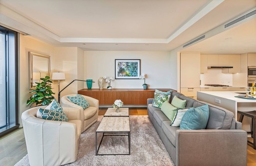 Ala Moana Condo | Ocean and Park Views at the Luxury Park Lane Condo w/Spectacular Amenities