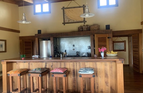 Whangarei Heads House | Ocean Beach Holiday Home, 4 bedrooms, 5 min walk to white Sandy Bay