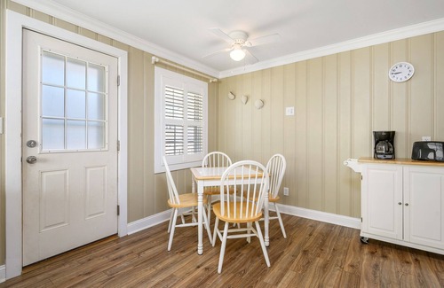 Midtown Ocean City Cottage | Ocean block cottage nestled steps away from OC shoreline FREE LINENS