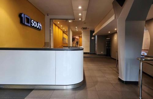 South Beach Apartment | Ocean Breeze 10 South