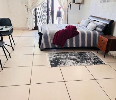 Kingsburgh Apartment | Ocean Breeze