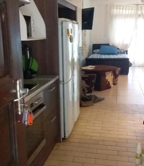 Kingsburgh Apartment | Ocean Breeze