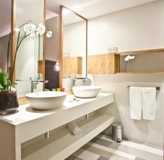 Cap Martinet Hotel | Ocean Drive Talamanca