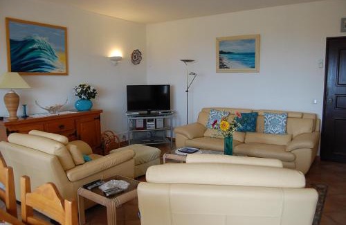 Alporchinhos Villa | Ocean facing at Senhora da Rocha