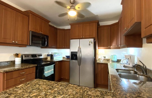 Barrio Los Faroles Condo | Ocean Front 3 Bed/2 Bath- direct access to beach-Salt water Pool-AMAZING SUNSETS