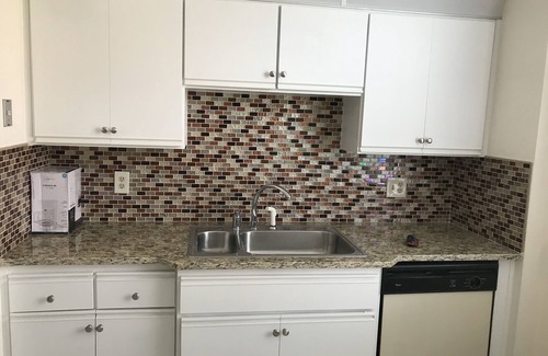 Glenwood Condo | Ocean front condo with magnificent view ,3D floor condo with lot of amenities