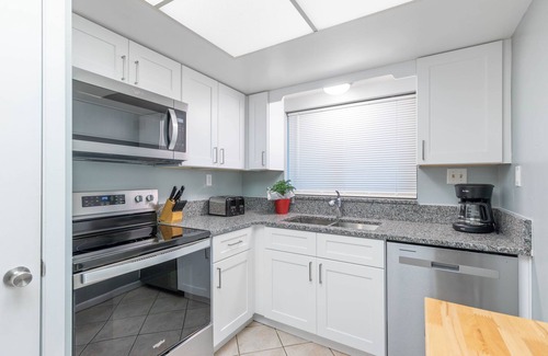 Ormond-by-the-Sea Condo | Ocean Front Condo in Ormond By The Sea (Ormond Beach)