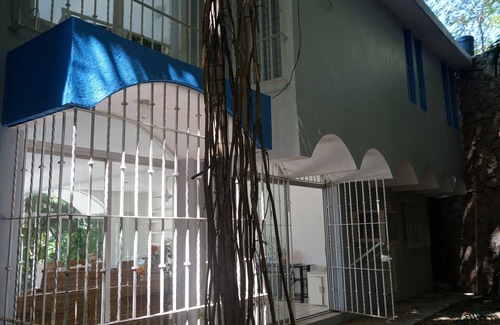 Caleta House | Ocean front house in traditional Acapulco, amazing view in a quiet place.