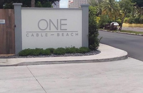 Nassau Condo | Ocean Front Paradise
