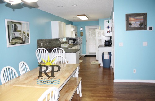 Myrtle Beach House | Ocean Lakes #1025. 4BD/3BA w/golf car &WIFInCopy of licenses is required