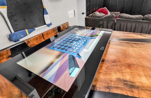 Surfside Beach House | Ocean Lakes getaway 6bd with arcade game table