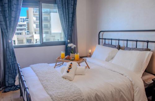 Ain Harrouda Apartment | Ocean Park Sunset Escape beach front with swimming pool