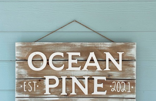 Shallotte House | Ocean Pine Beach Cottage Pet friendly Fully Fenced Yard