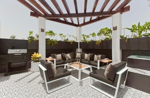 Downtown Apartment | Ocean Plaza 13 by Praia