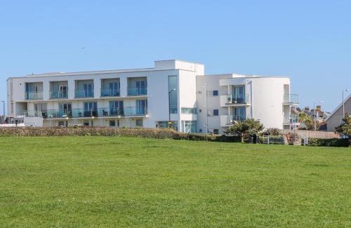 Lusty Glaze Apartment | Ocean Seven