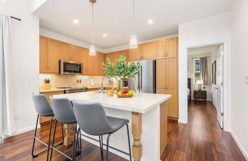 Makaha Valley House | Ocean-Sunset Views Home in Gated Makaha Community w/Great amenities