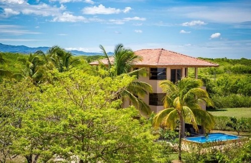 Playa Negra House | Ocean View 3 Bed Room 2 Bath with pool