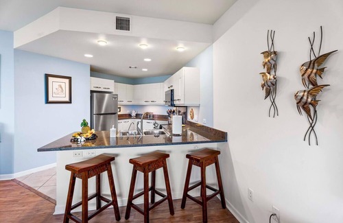 Kahaluu Bay House | 🏖️Ocean View | AC | Work From Hawaii!