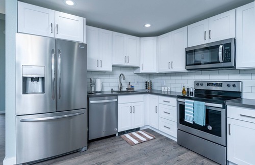 Birch Bay Condo | Ocean View Birch Bay & Indoor Pool Hut tub/AC