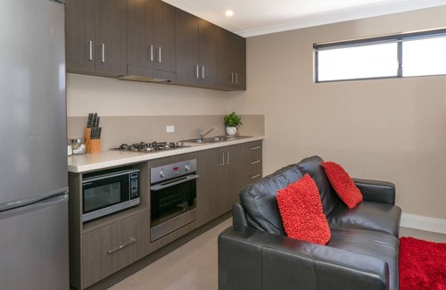 Geographe Apartment | Ocean View Executive Apartment 4