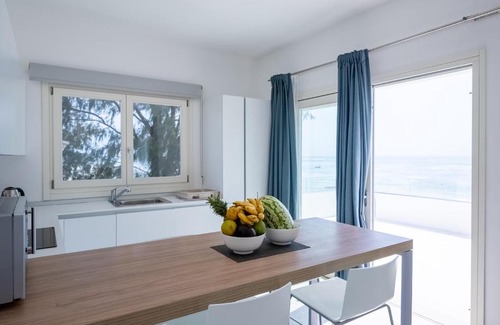 Kiwengwa Apartment | Ocean View Penthouse with Jacuzzi Elias Homes ZanzibarHouses