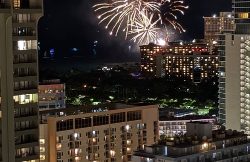 Waikiki Condo | Ocean View Regency 1-Bedroom on Beach Walk | Lanai