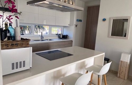 Colon Apartment | Ocean View & Sunset Apartment - Luxury Resort With Stunning Pool