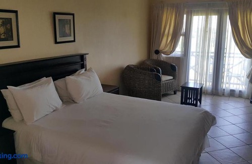 Port Edward Apartment | Ocean View Villas C11