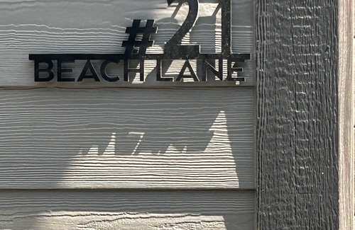 Regional District of Nanaimo House | Ocean Views - 2 bedroom 2 bathroom townhouse NEW w/beach access, pool, hot tub