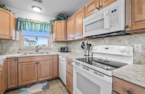 Spindrift Banks House | Ocean Views! Dog Friendly Home in Salvo w/Hot Tub, Elevator, and Screened Porch