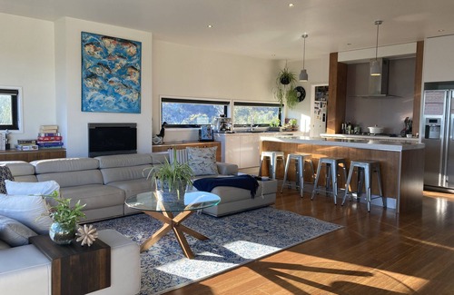 Aireys Inlet House | Ocean Views on Philip