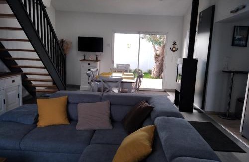 Champagne-les-Marais House | OCEANE